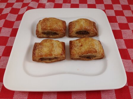 Saucijzenbroodje mini