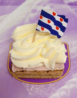 Oranjekoek stukje