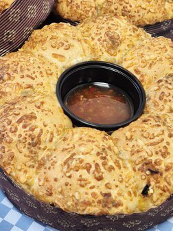 Hartig brood met heerlijke Sweet Chili saus
