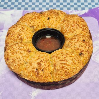 Hartig brood met heerlijke Sweet Chili saus