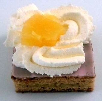 Oranjekoek stukje