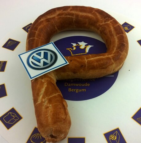 Amandelletter P met volkswagen logo