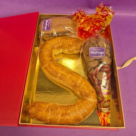 Sinterklaasboek met heerlijke Sinterklaasproducten Optie 3